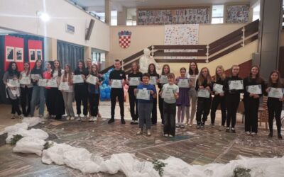 Kazališna večer u OŠ Eugena Kumičića